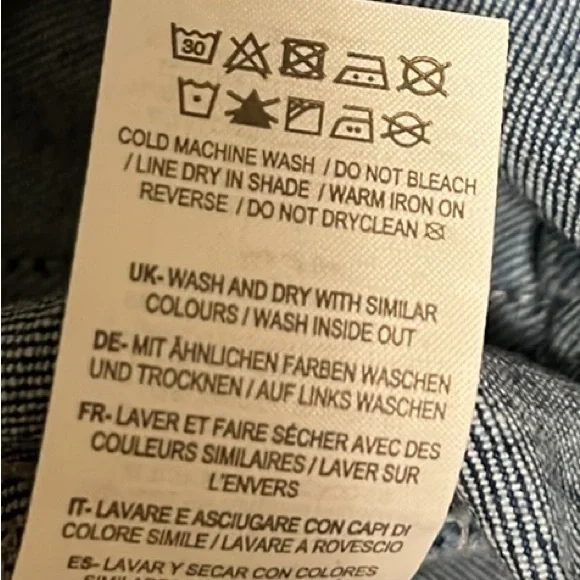 BODEN Denim, 99% Cotton, 4-Pocket, Mini, Belt Loops Skirt, Size 12R - Picture 6 of 6